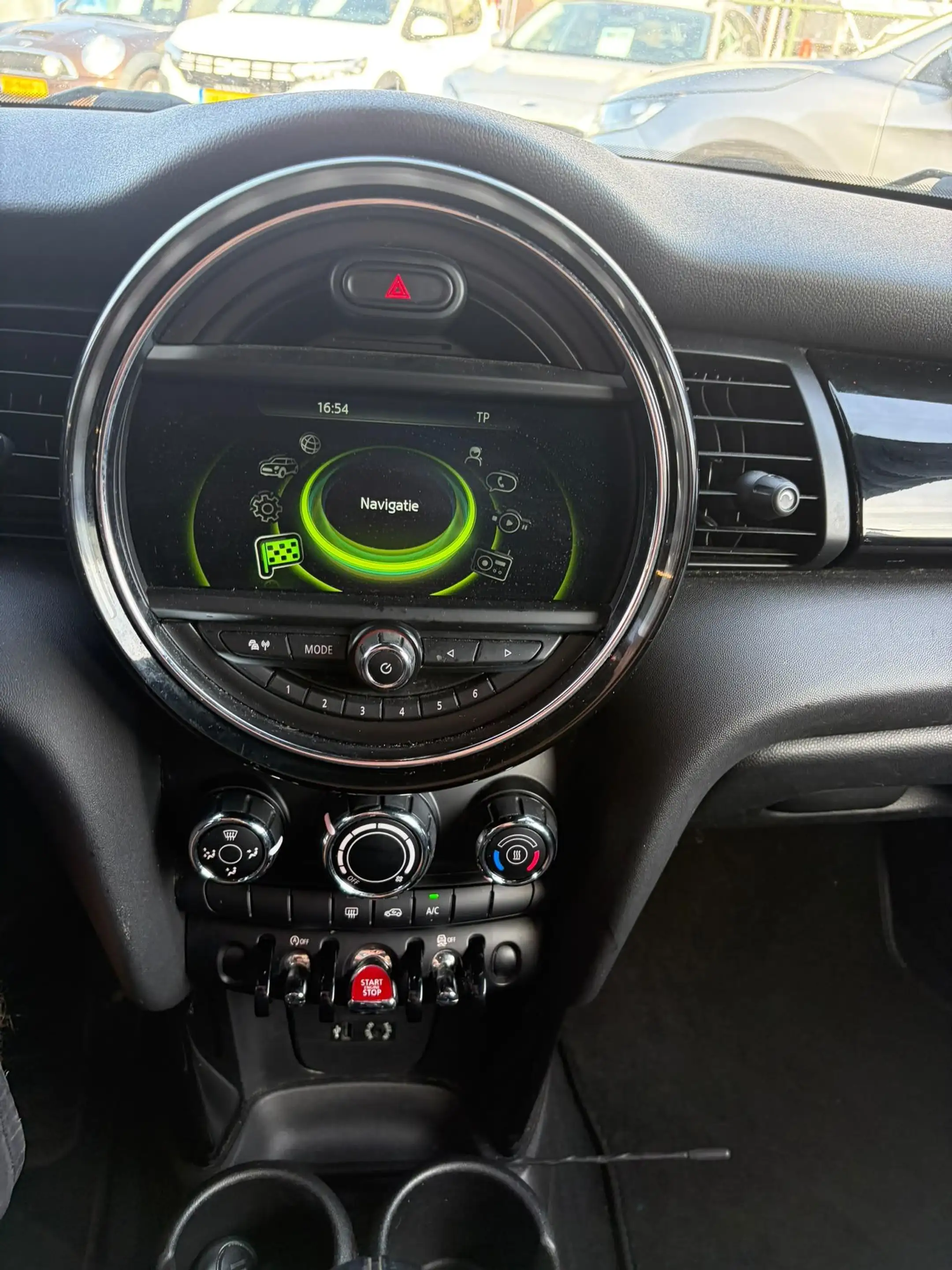 MINI One 5-Deurs 1.2 Distributieketting is vervangen, airco — photo 15