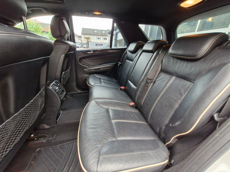 Mercedes-Benz ML 350 4Matic Edition Ahk Leder Bi-Xenon — photo 15