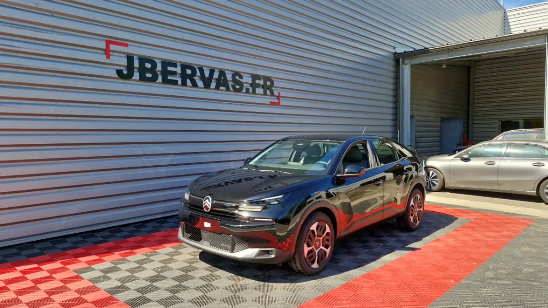Citroen C4 HYBRIDE 136 E-DCS6 PLUS Noir - 1