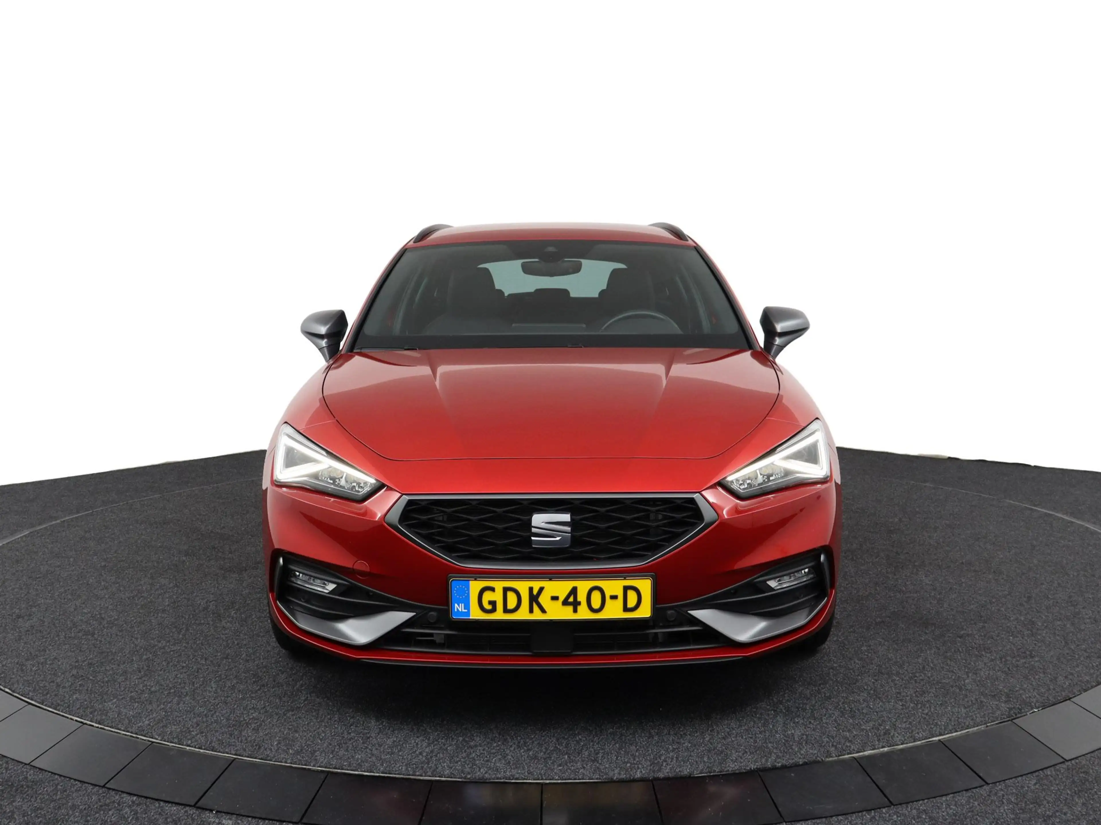 SEAT Leon e-Hybrid Sportstourer 1.4 TSI eHybrid PHEV FR Business Inte — photo 8