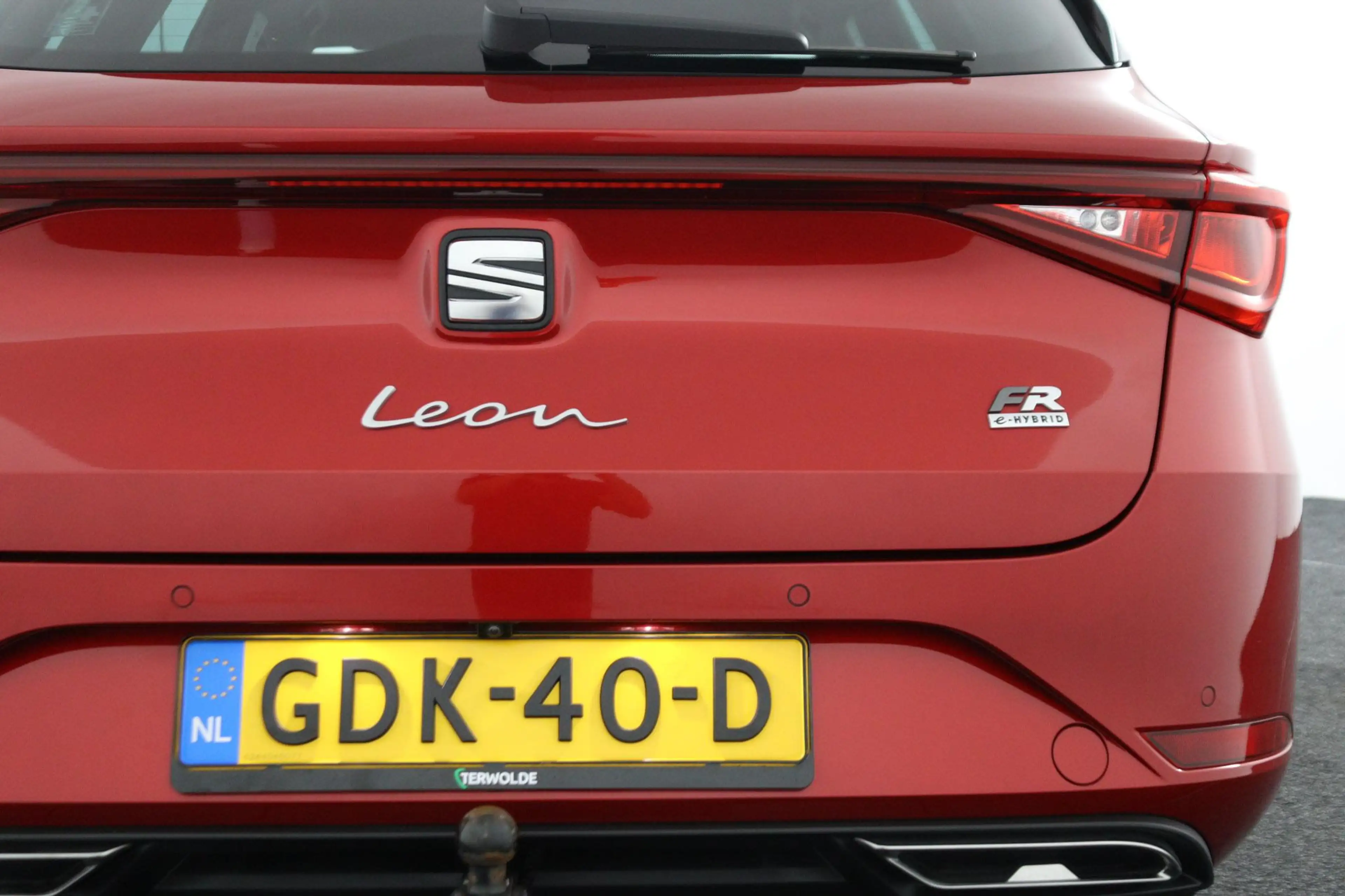 SEAT Leon e-Hybrid Sportstourer 1.4 TSI eHybrid PHEV FR Business Inte — photo 14