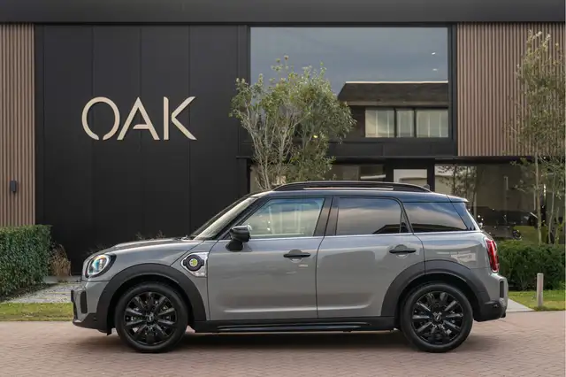 MINI Cooper SE Countryman 1.5 Hybrid ALL4 Classic | Navi | Panorama | Leder
