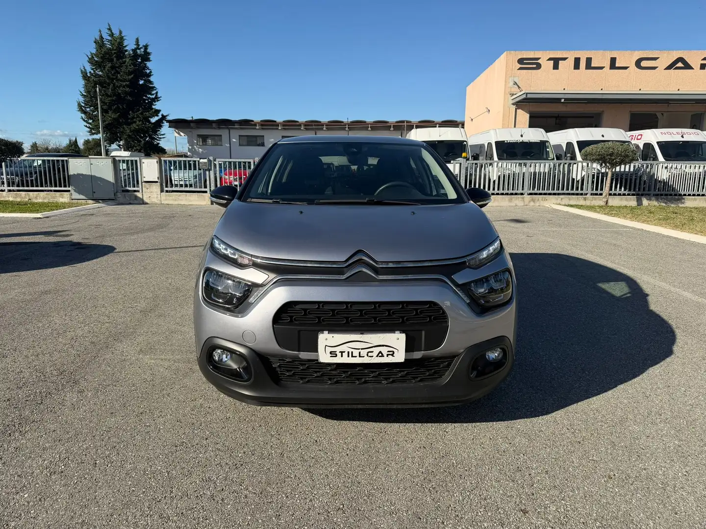 Citroen C3 C3 III 2024 1.2 puretech Shine Argento - 2
