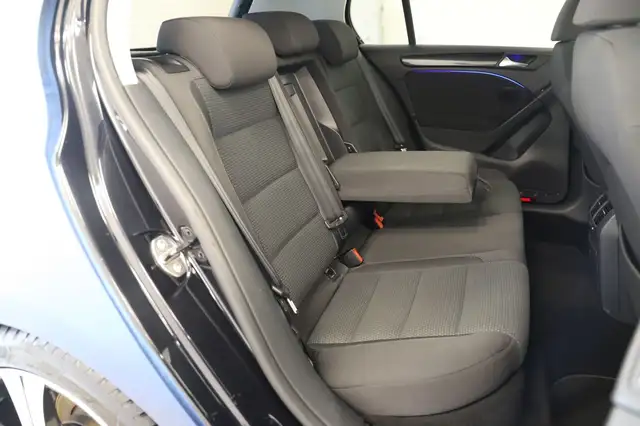 Volkswagen Golf view 12