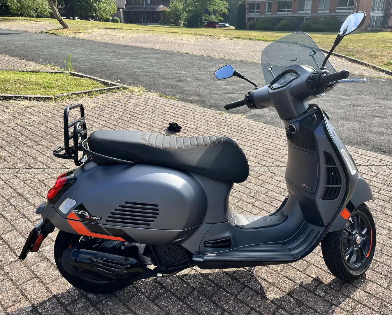 Vespa GTS Super Sport 125 Szürke - 1