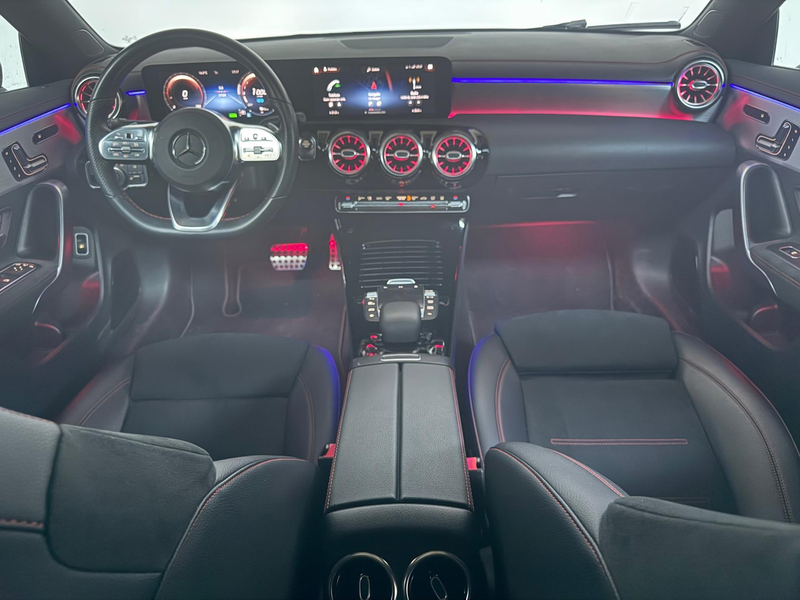 Mercedes-Benz CLA 45 AMG 250 e Blackpack AMG Pano Memory Sfeer — photo 4