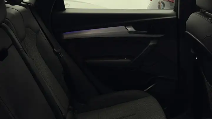 Audi Q5 2.0 Advanced 40 TDI quattro-ultra 2021, foto 6