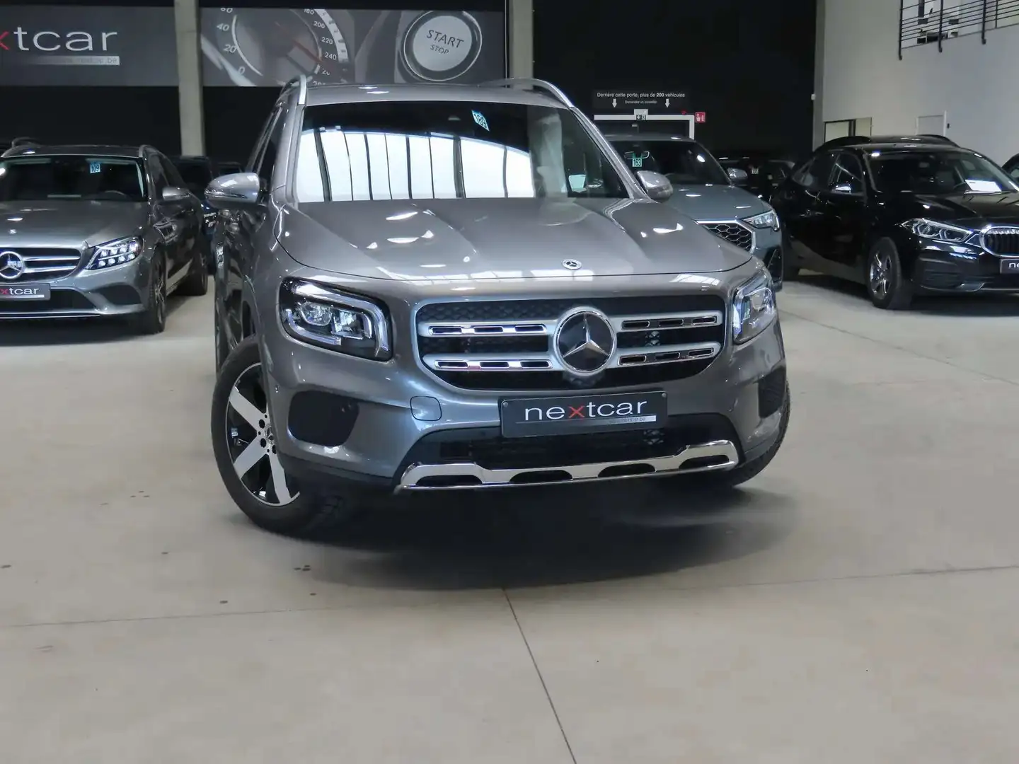 Mercedes-Benz GLB 180 d Luxury 8GTRONIC *CUIR-LED-CAMERA-NAVI-PARK* Gris - 2
