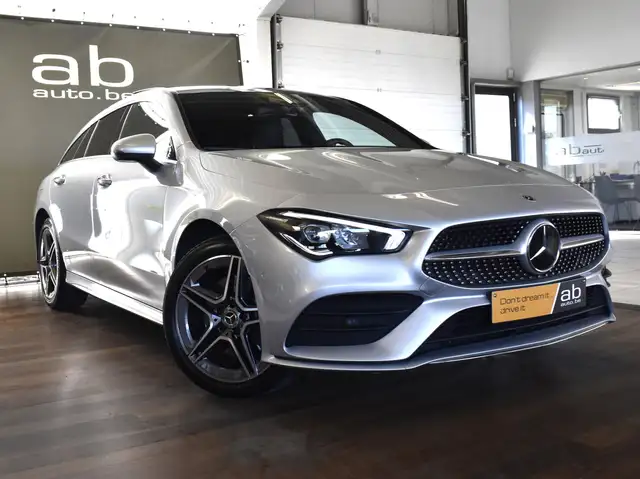 Mercedes-Benz CLA view 4