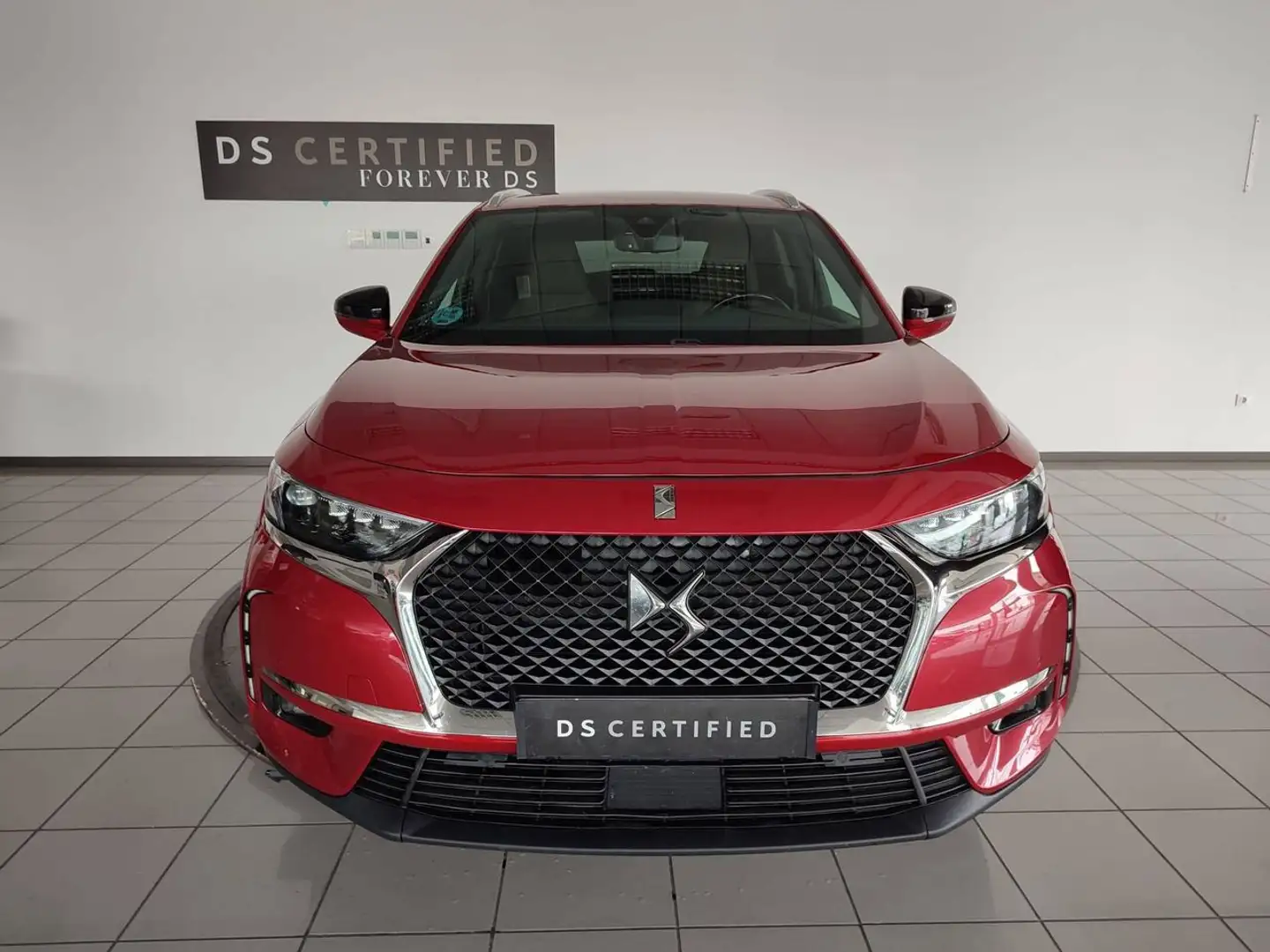 DS Automobiles DS 7 Crossback BlueHDi DE 96kW (130CV) Be Chic Rojo - 2