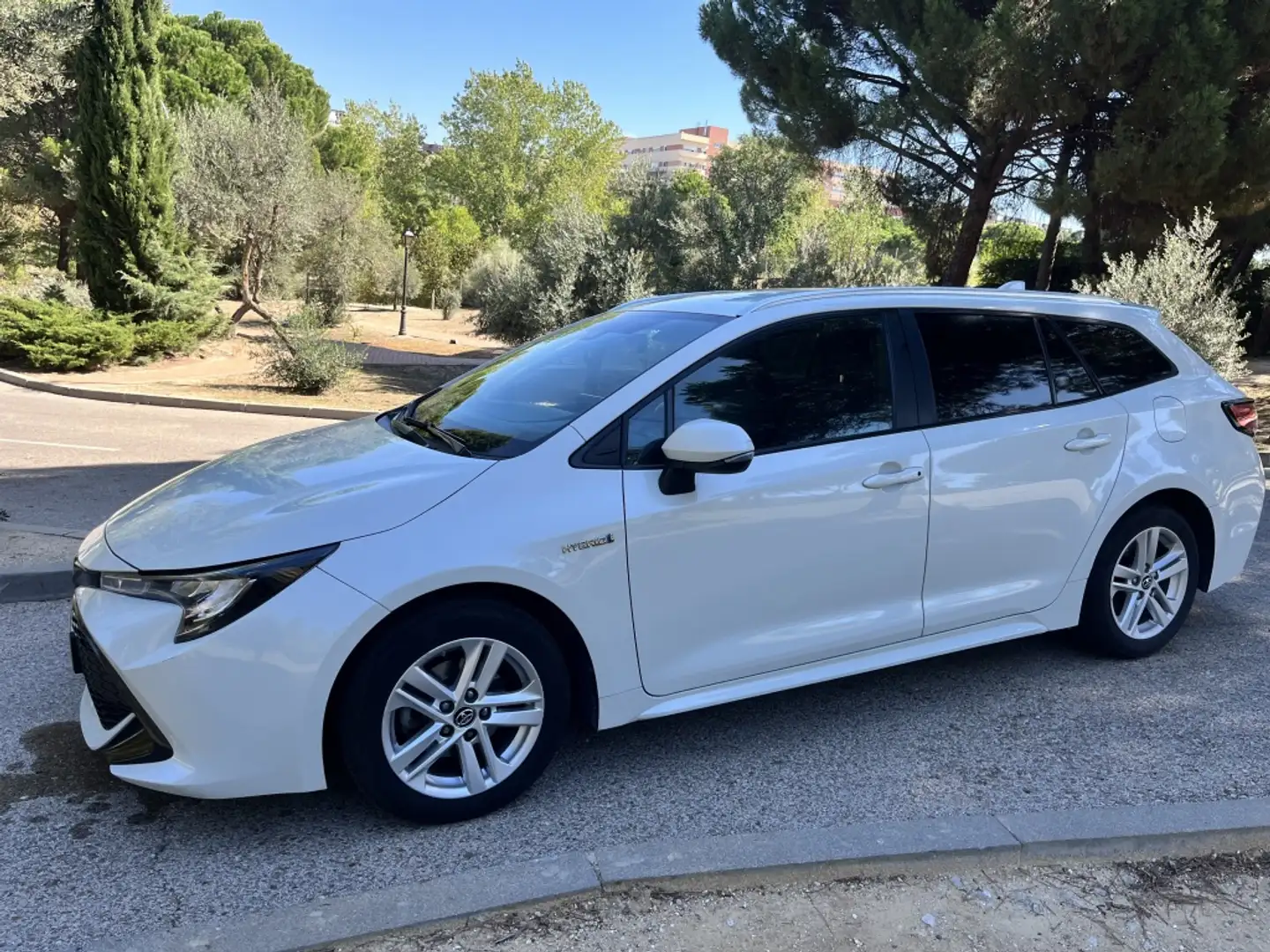 Toyota Corolla Touring Sports 125H Active Tech Blanco - 1