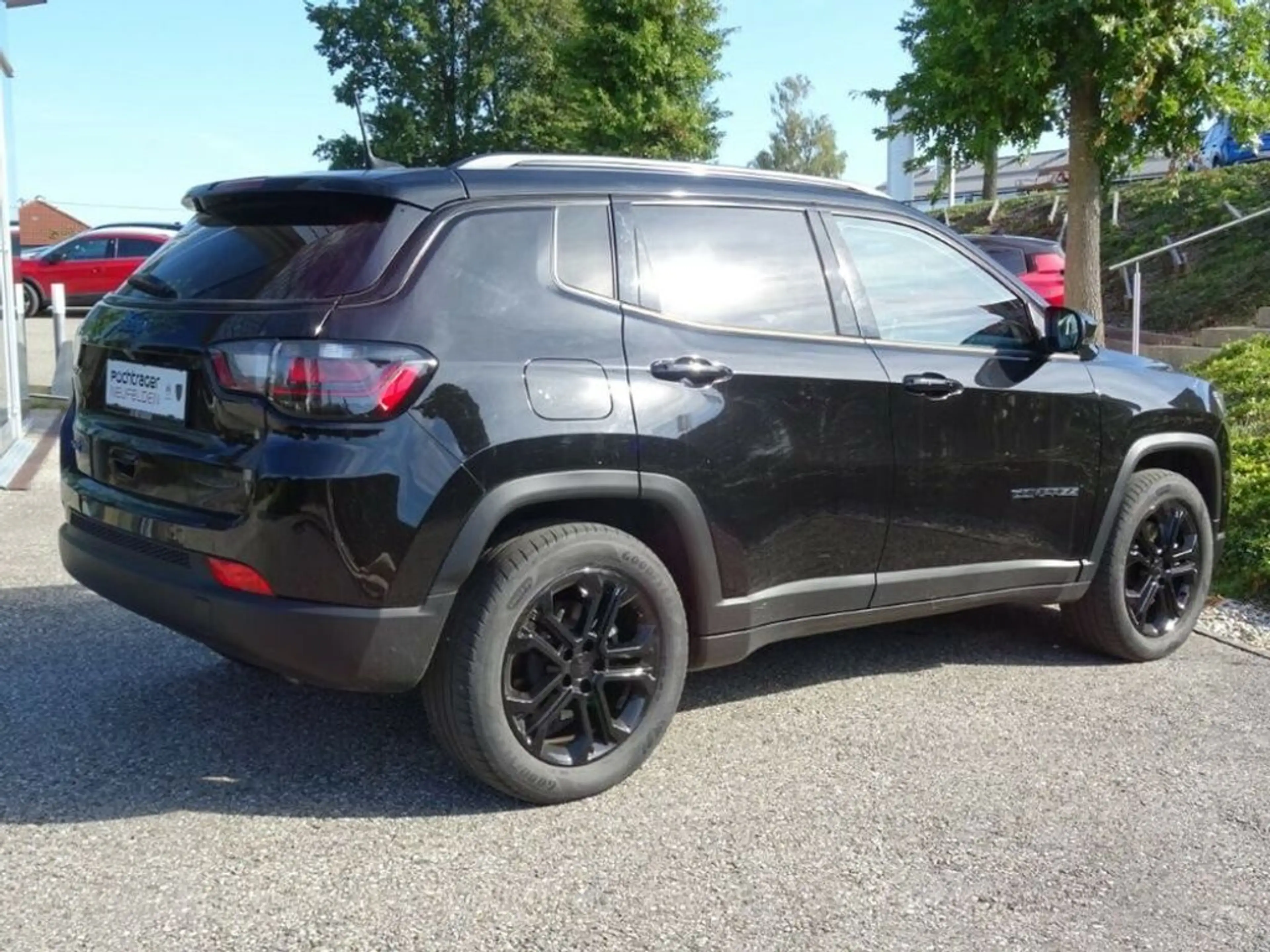 Jeep Compass Night Eagle Plug-In Hybrid 190 4xe Allrad! — photo 3