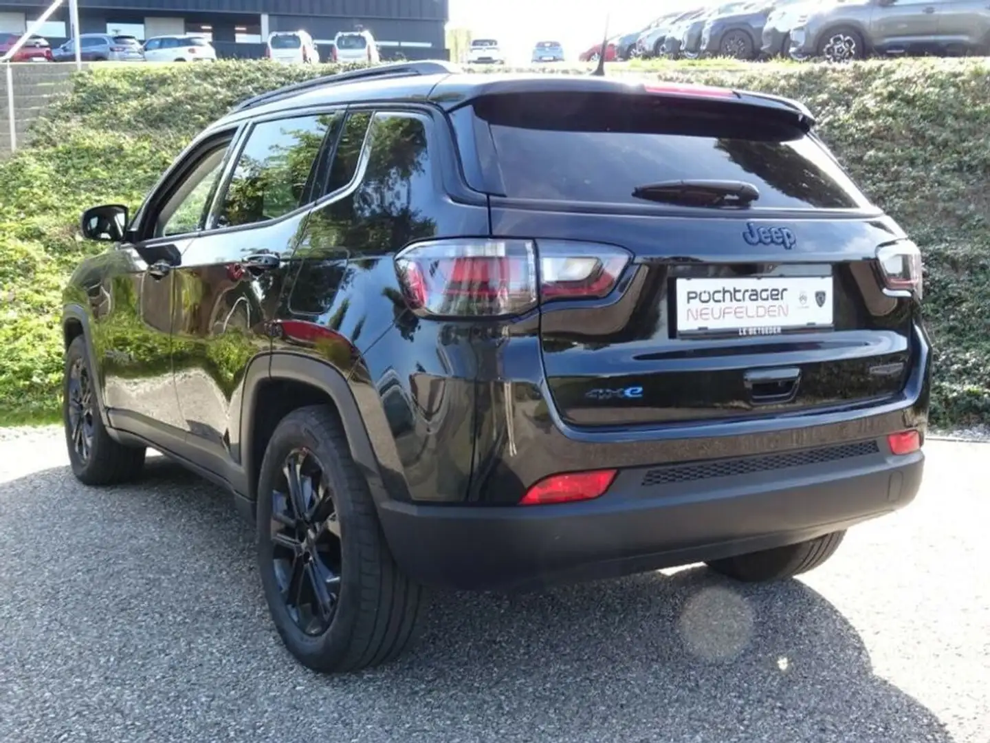 Jeep Compass Night Eagle Plug-In Hybrid 190 4xe Allrad! Schwarz - 2