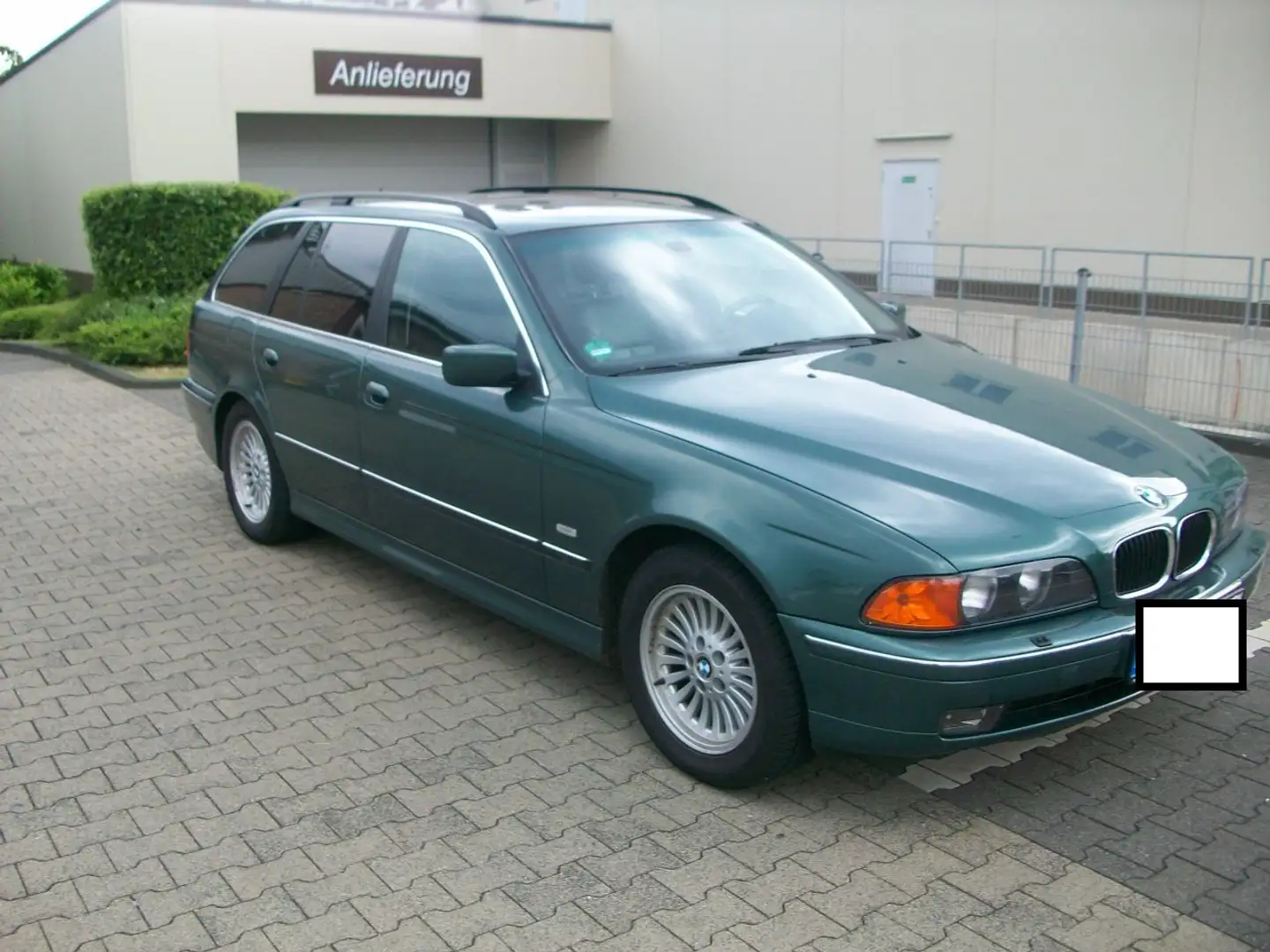 BMW 528 528i touring Зелений - 1