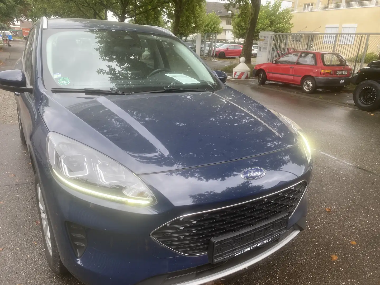 Ford Kuga Trend Blau - 2