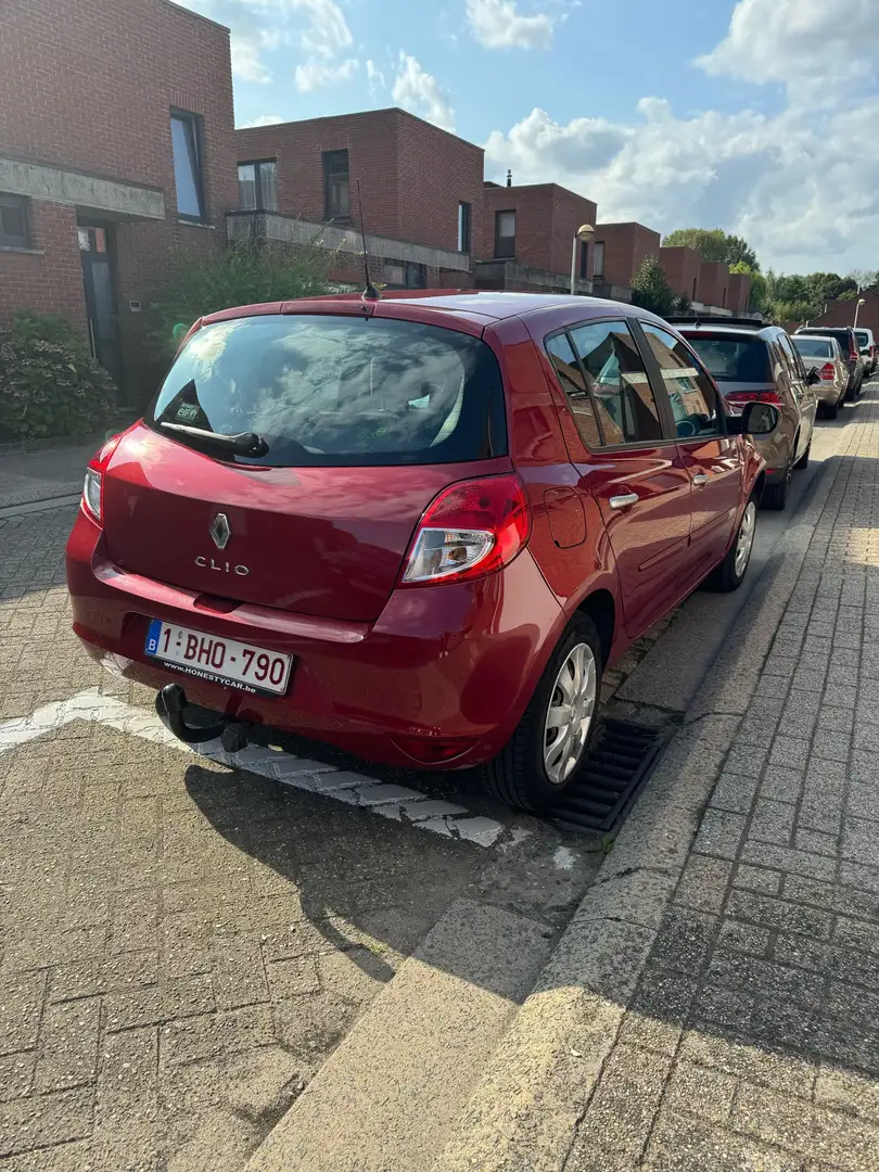 Renault Clio 1.2i Expression Rouge - 2