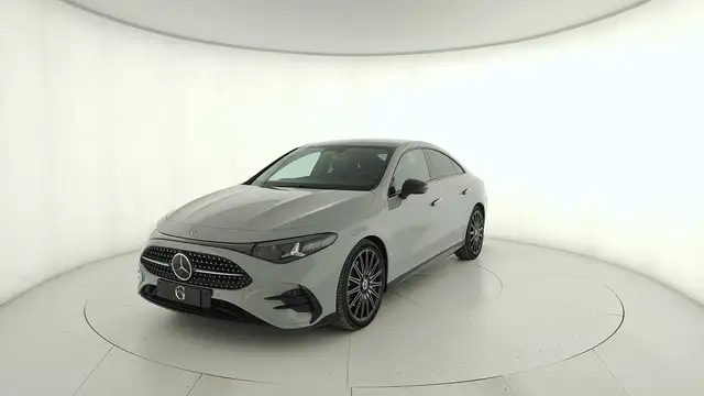 Mercedes-Benz CLA 200 AMG Line Premium Plus 4matic auto