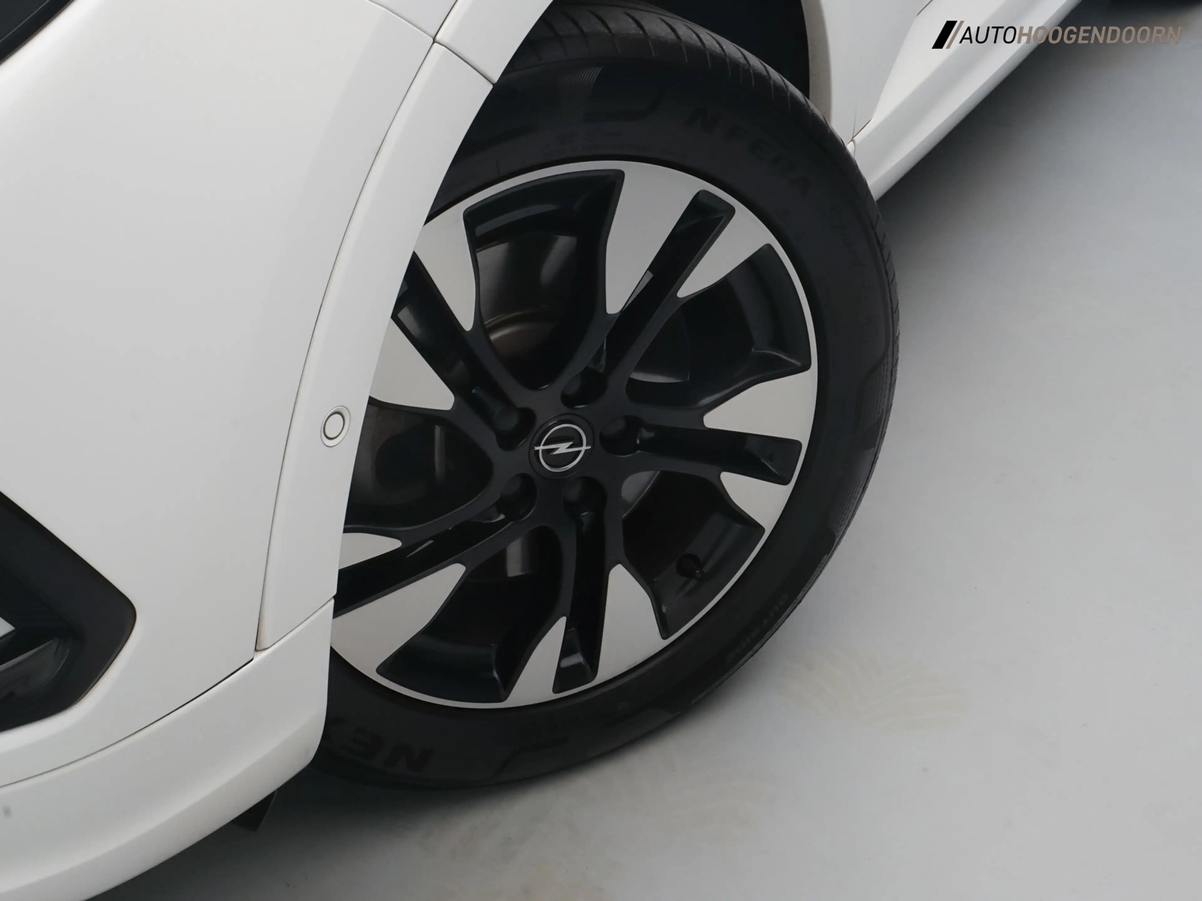 Opel Grandland 1.6 Turbo Plug-In Hybrid Business Elegance Sport ( — photo 10