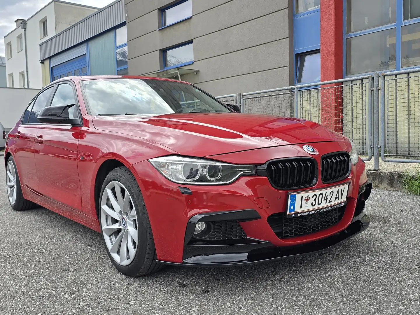 BMW 328 328i xDrive Aut. - 1