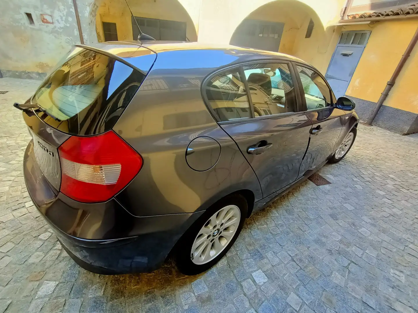 BMW 120 120d Eletta - 2
