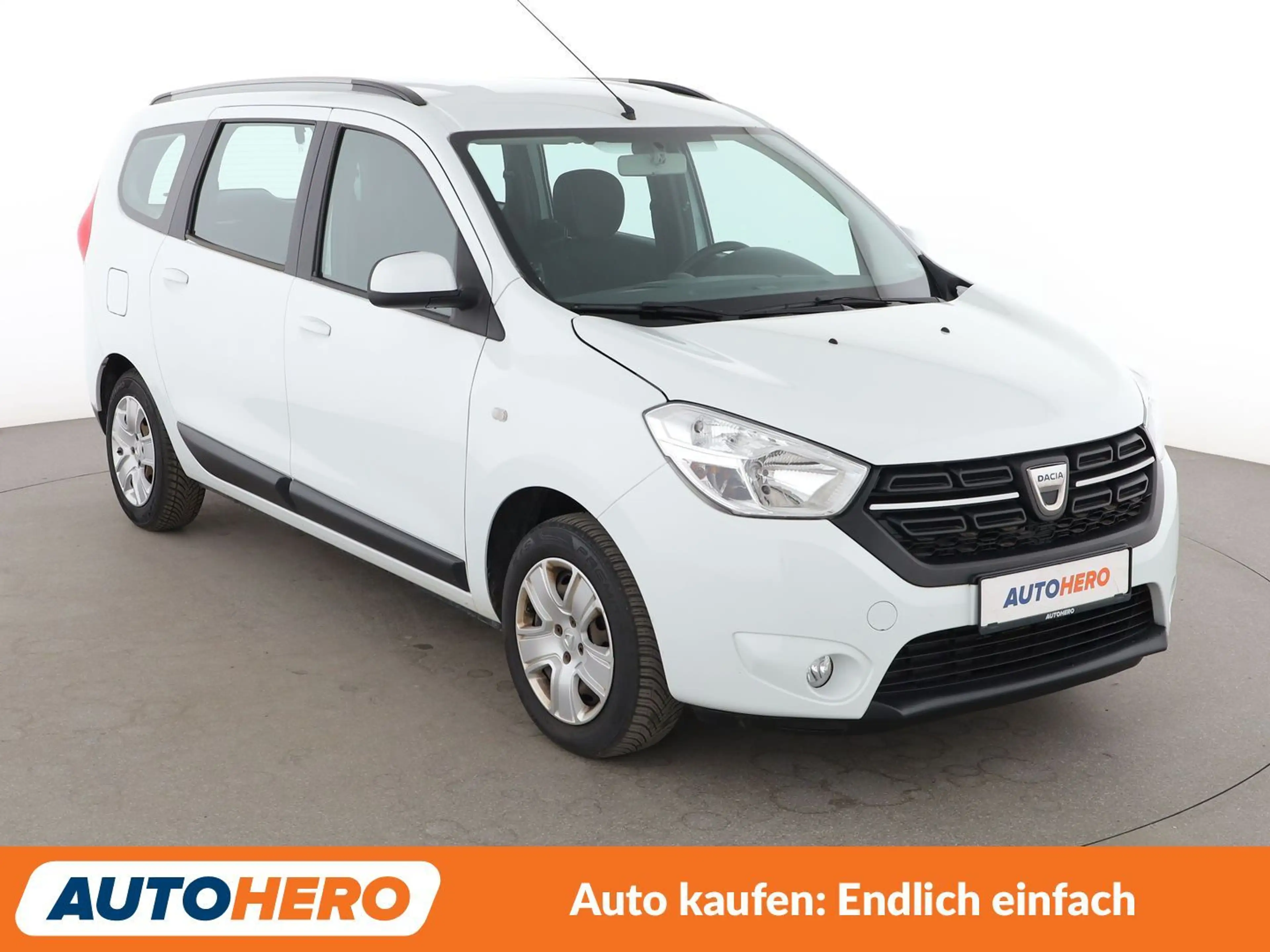 Dacia Lodgy 1.6 SCe Comfort*NAVI*TEMPO*PDC* — photo 8