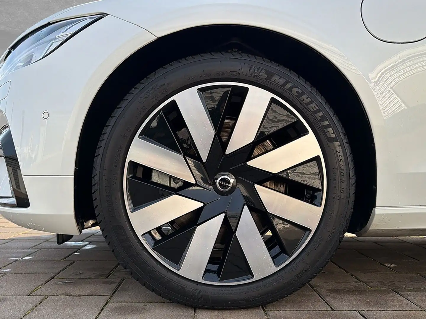Volvo V90 T8 AWD Ultra Dark AHK ACC BLIS HUD SD Weiß - 2