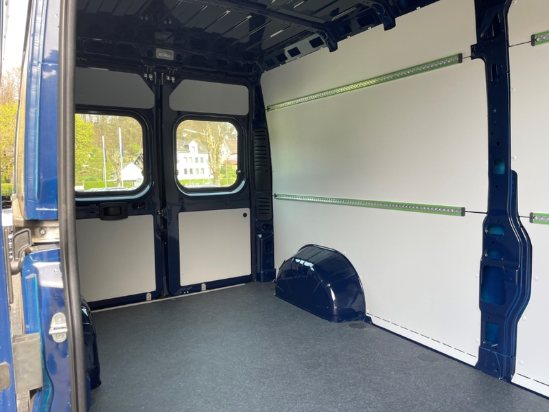 Peugeot Boxer L3H2 HDi140 Avantage Edition 335 KLIMA — photo 8