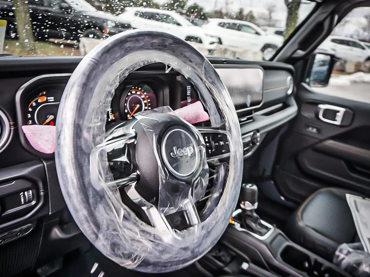 Jeep Wrangler снимка Jeep Wrangler