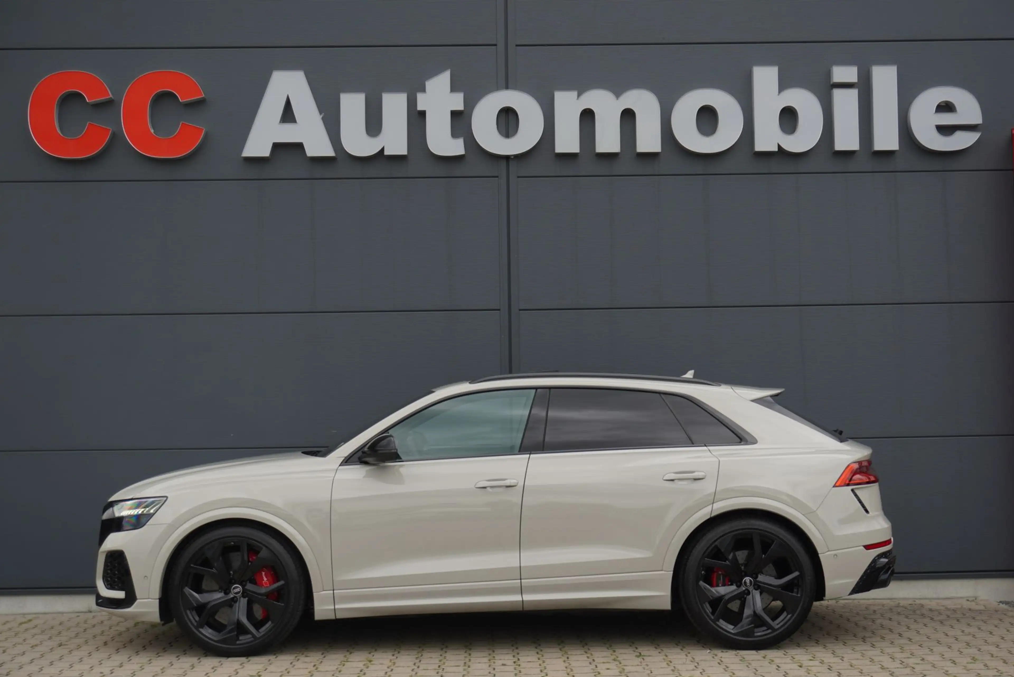 Audi RS Q8 4.0 TFSI/RSEssentialsPaket/MegaVoll/UPE198/