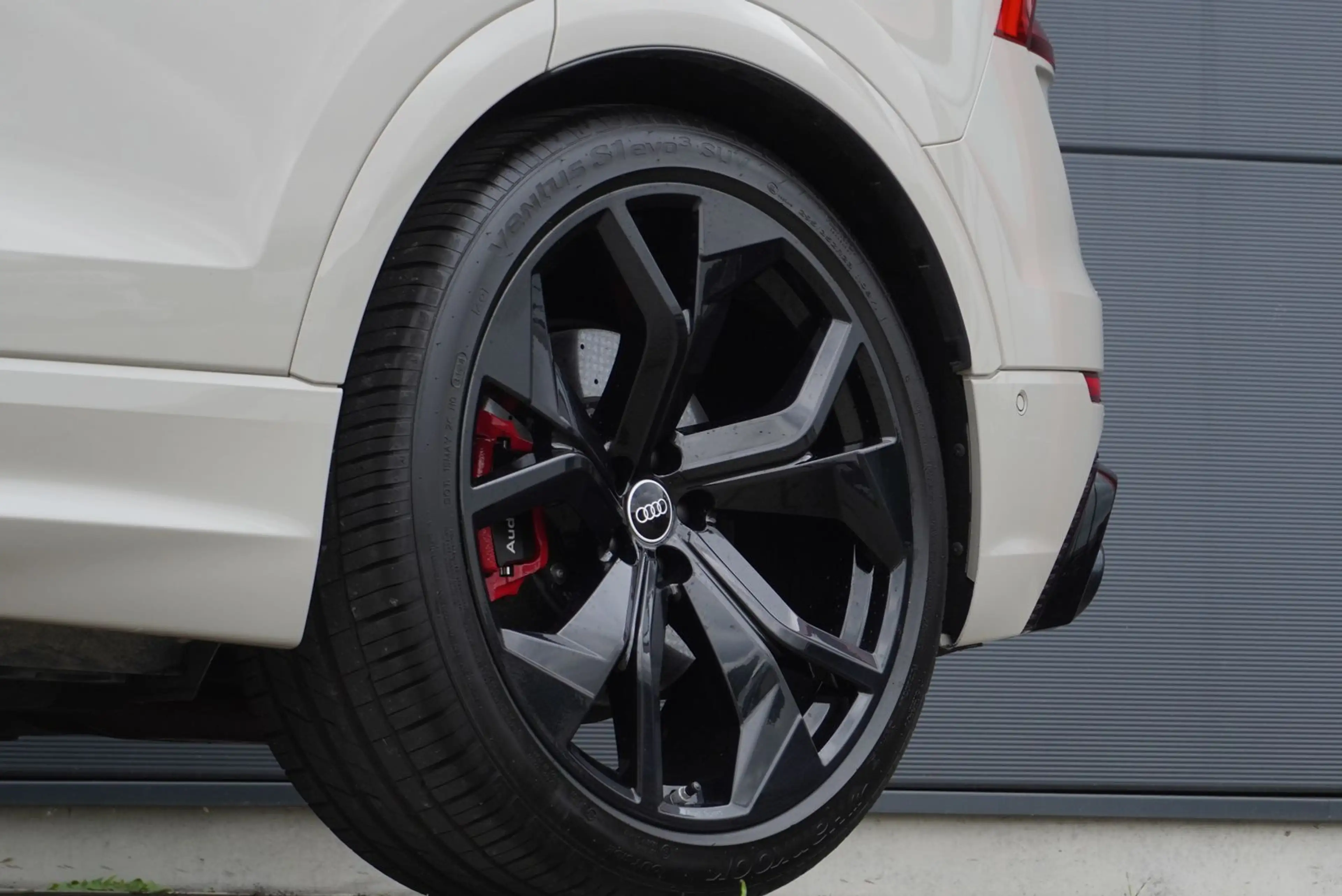 Audi RS Q8 4.0 TFSI/RSEssentialsPaket/MegaVoll/UPE198/ — photo 9