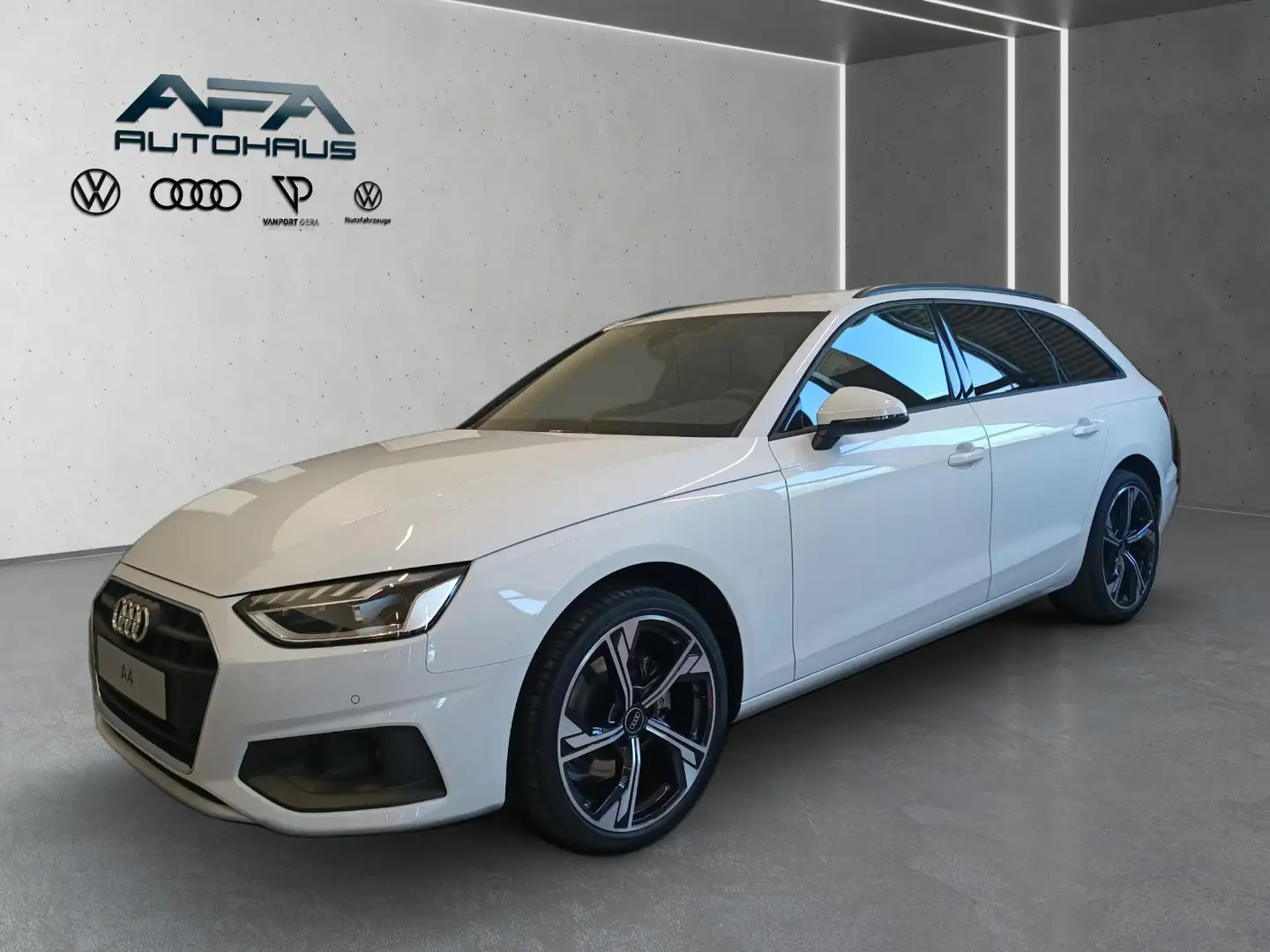 Audi A4 Avant 35 TFSI S tronic S-Line*AHK*LM19*RFK*ACC Weiß - 2