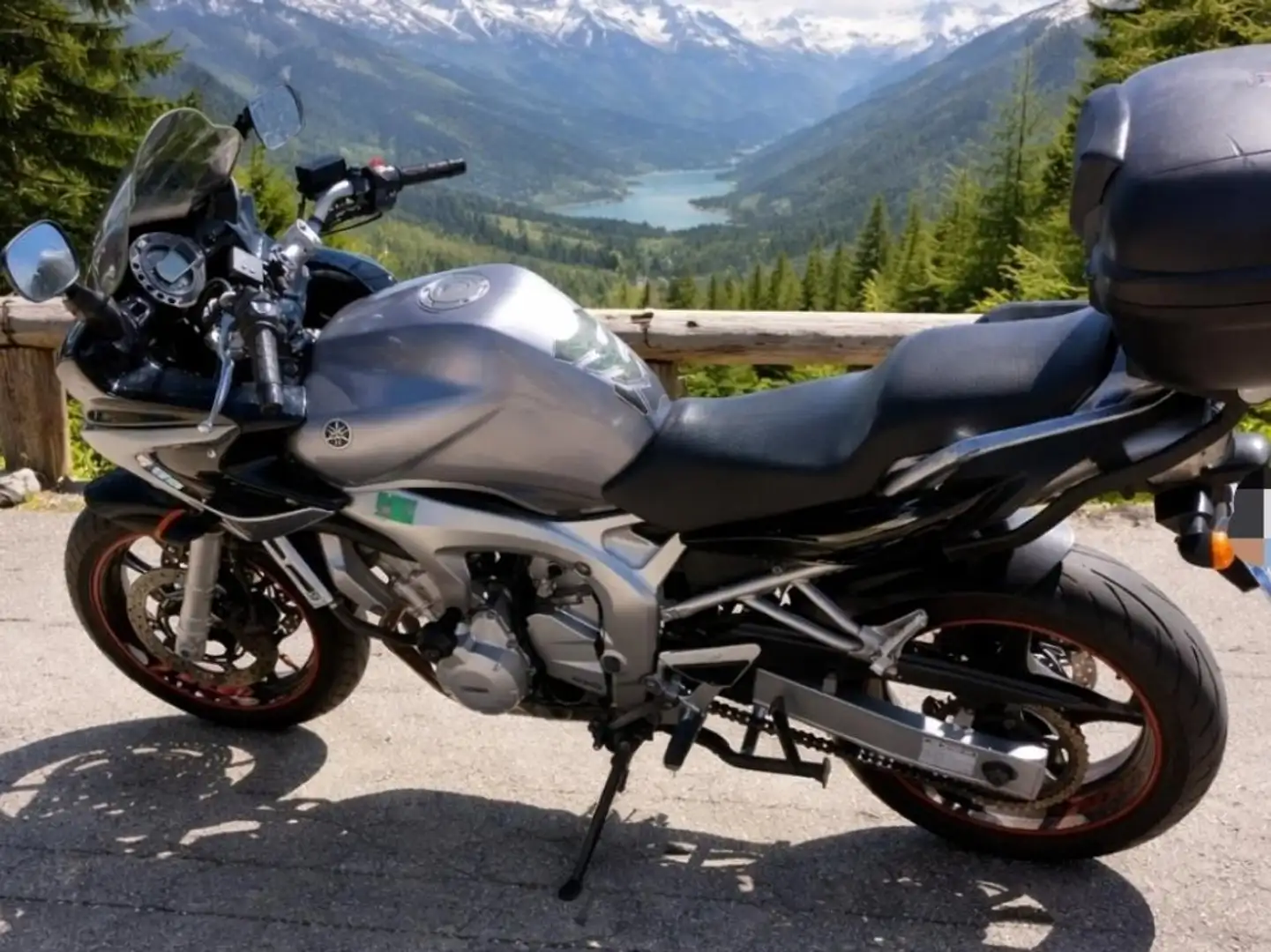 Yamaha FZ 6 Fazer S1 Plateado - 1