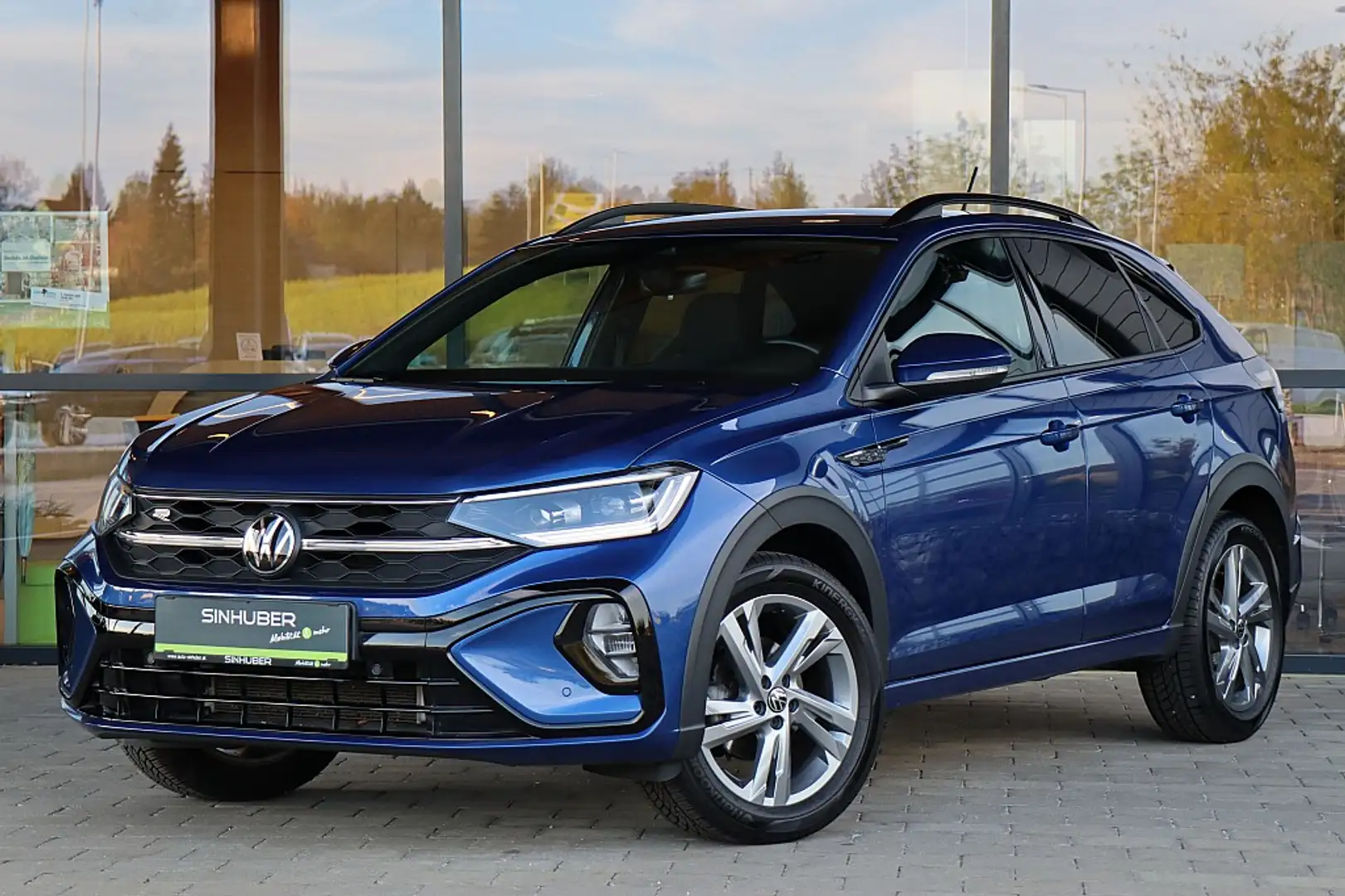 Volkswagen Taigo 1,5 TSI R-Line DSG Aut. ACC, iQMatrix-LED, Navi... Blauw - 1