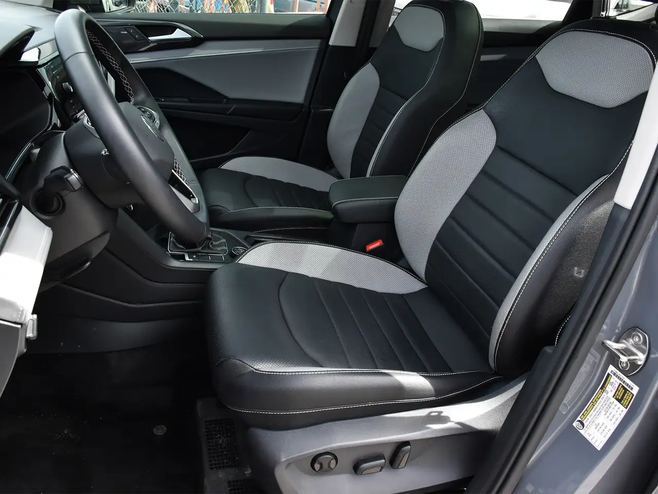 Volkswagen Taos снимка Volkswagen Taos