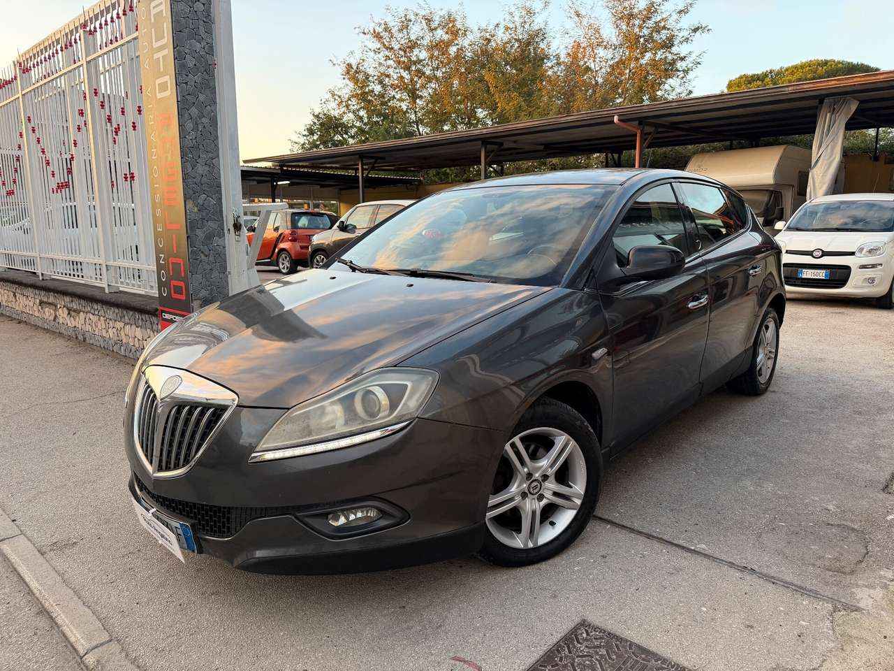 Lancia Delta Delta 1.6 MJT DPF Argento