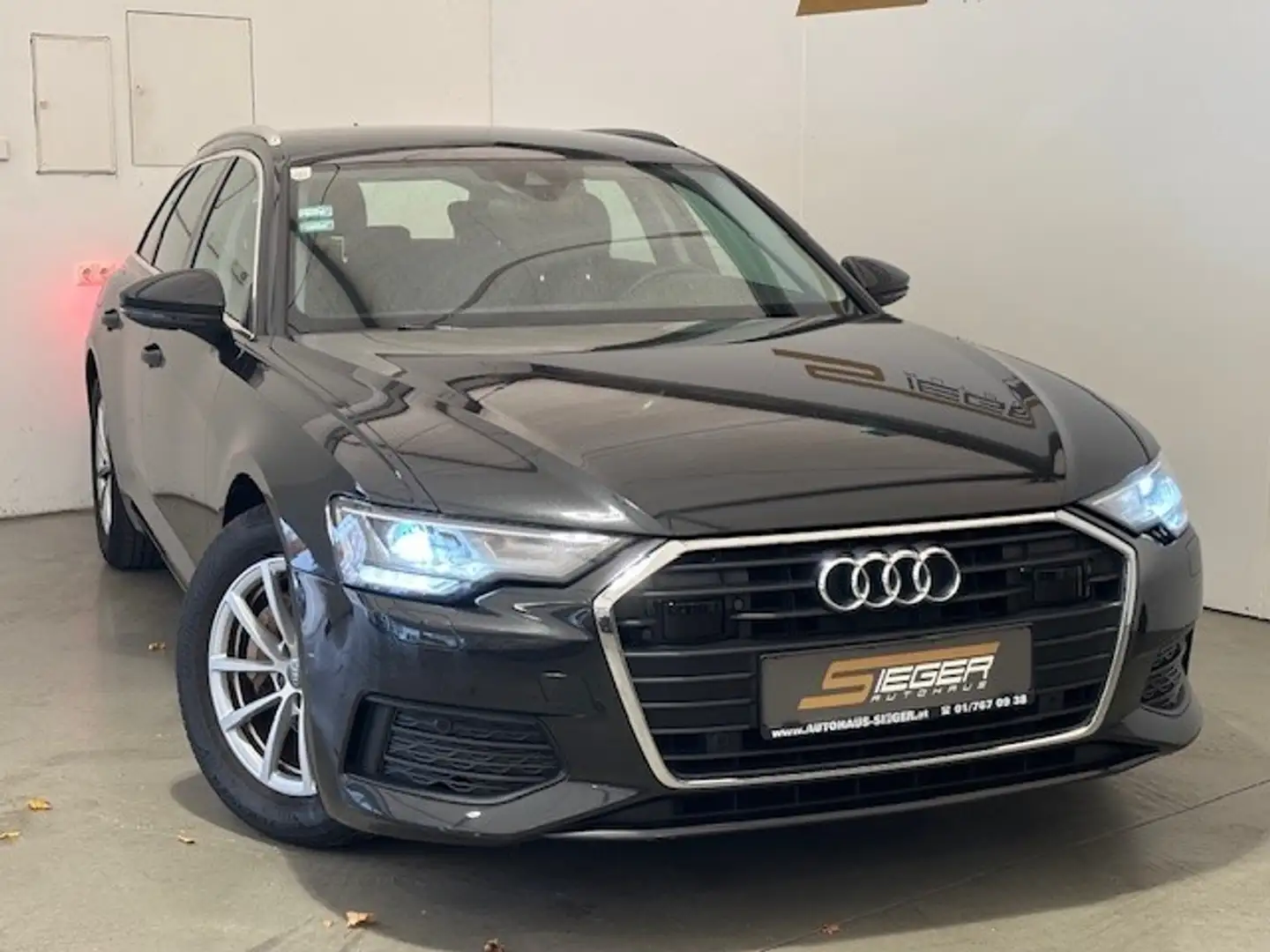 Audi A6 Avant 40 TDI S-tronic Grau - 2