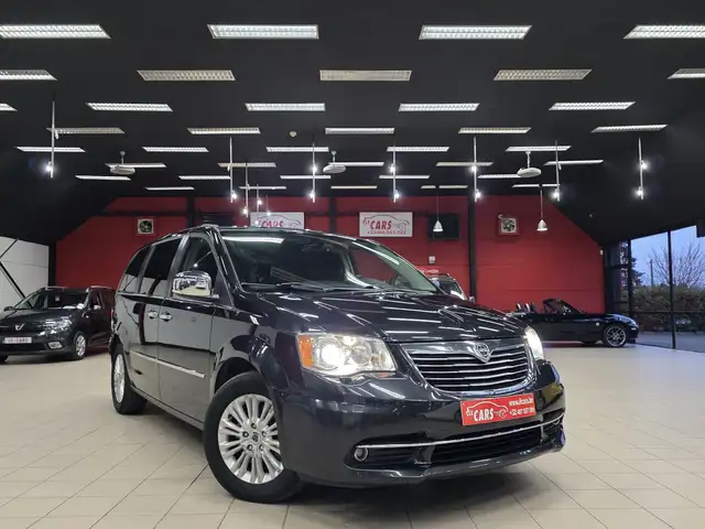 Lancia Voyager Voyager 2.8 Multijet 16v Platinum**7-PLAATSEN**