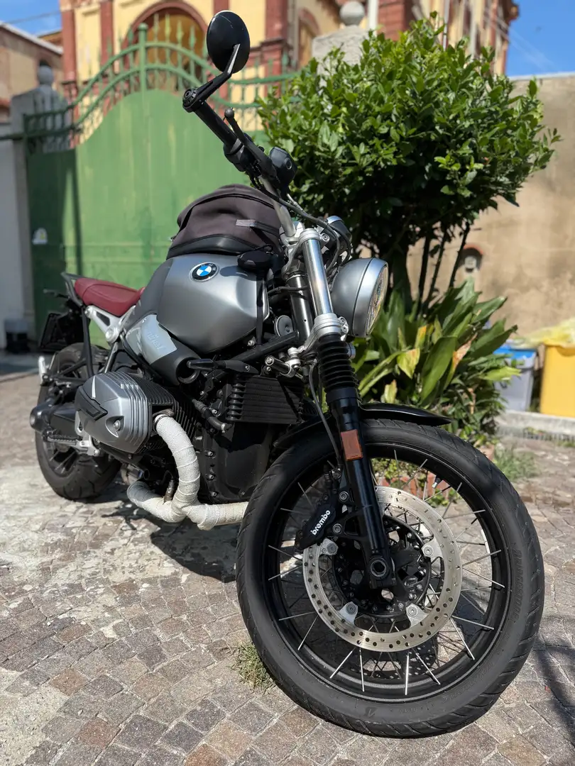 BMW R nineT Šedá - 2