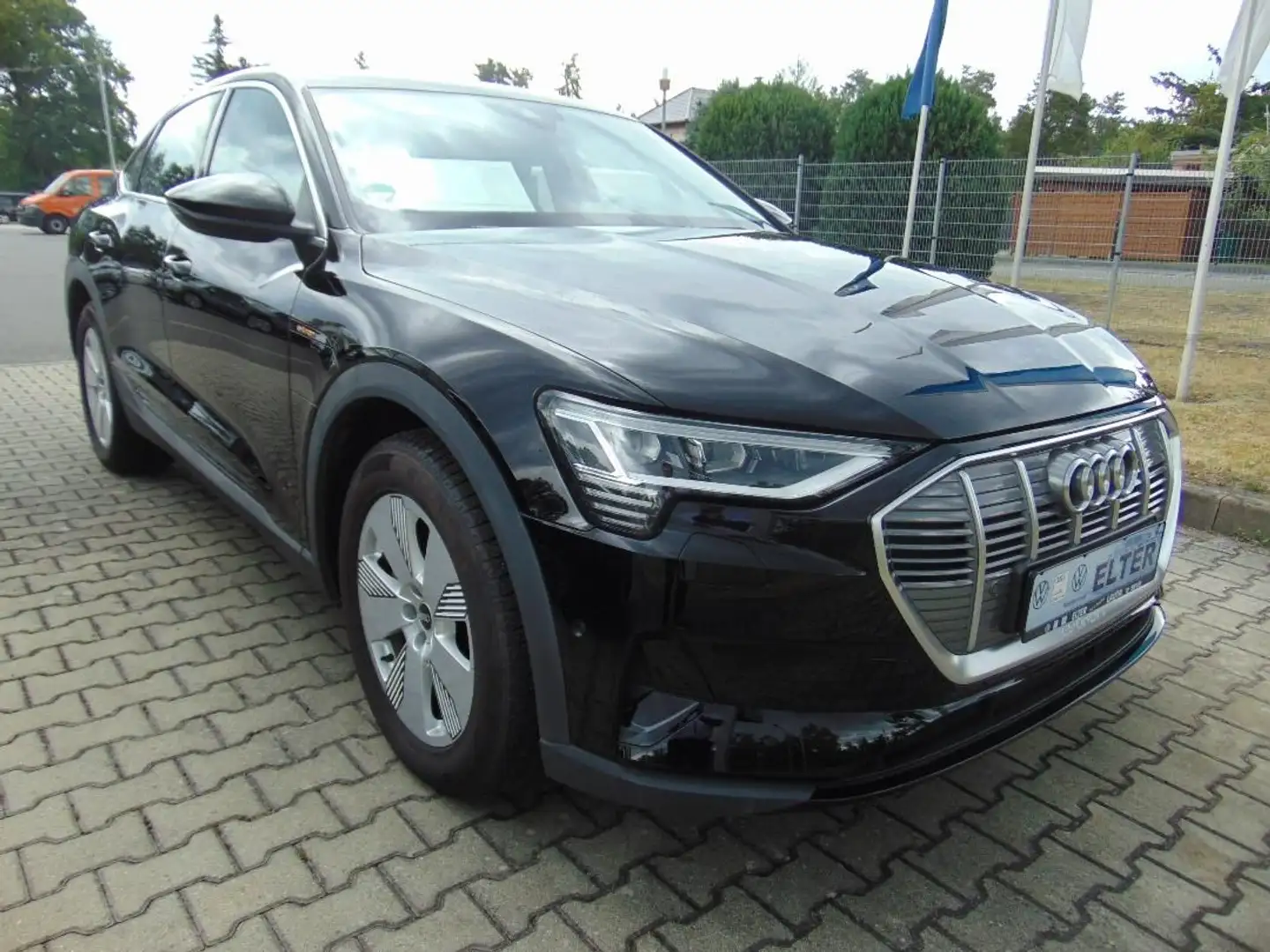 Audi e-tron Sportback 50 quattro 230 kW Noir - 2