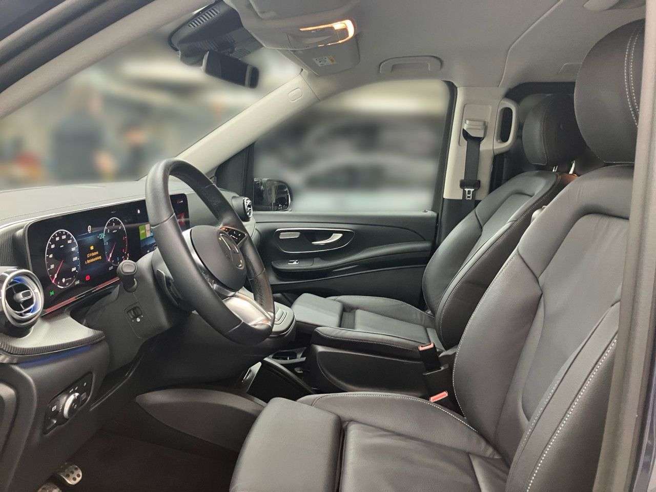 Mercedes-Benz V 250