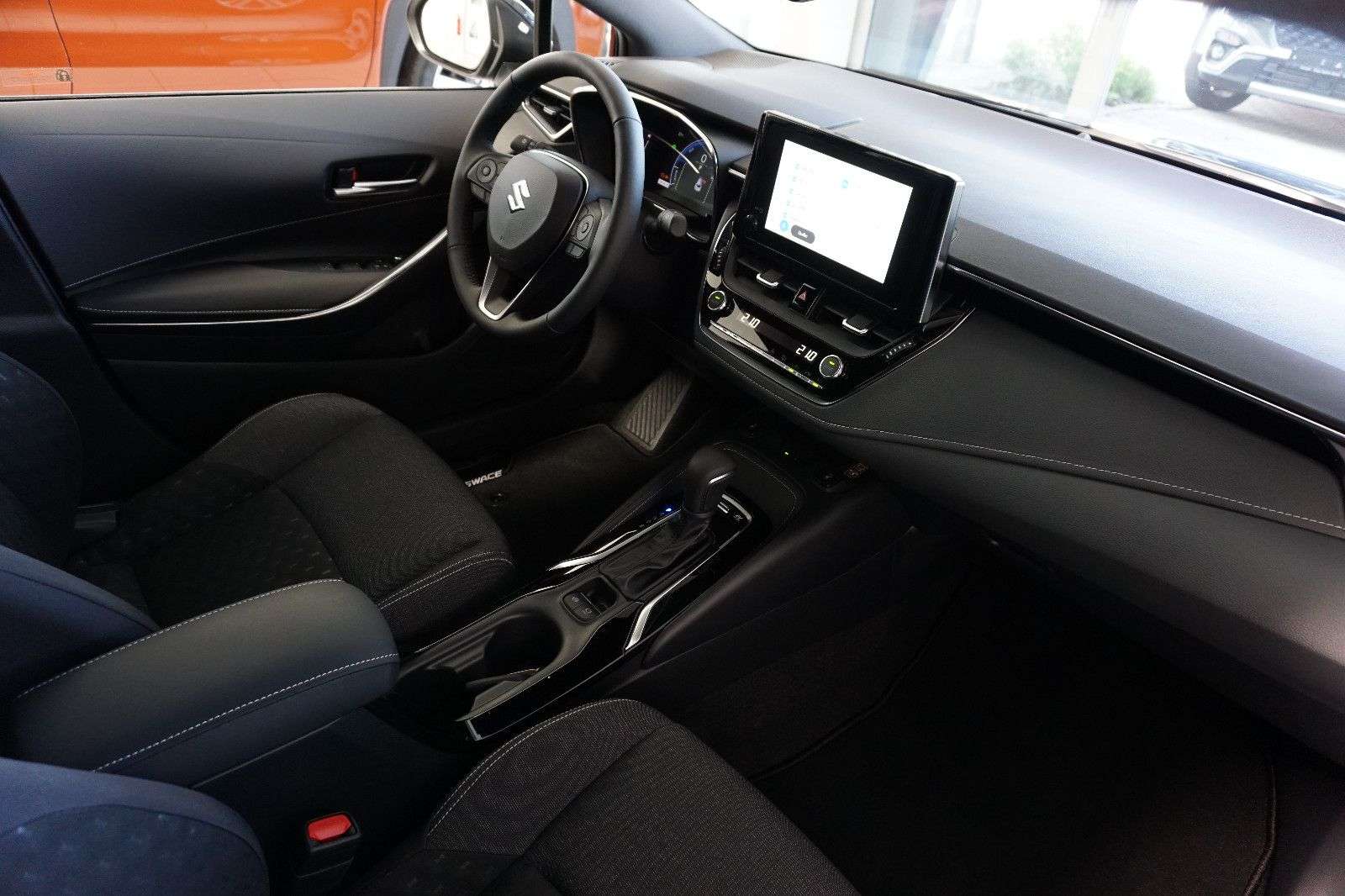 Suzuki Swace