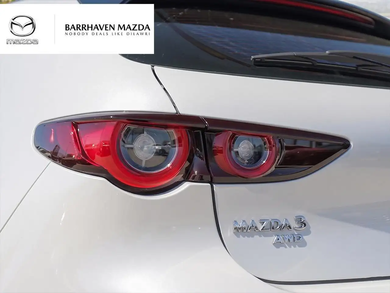 Mazda 3 снимка Mazda 3
