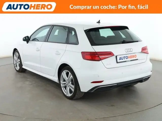 Audi E-Tron view 4