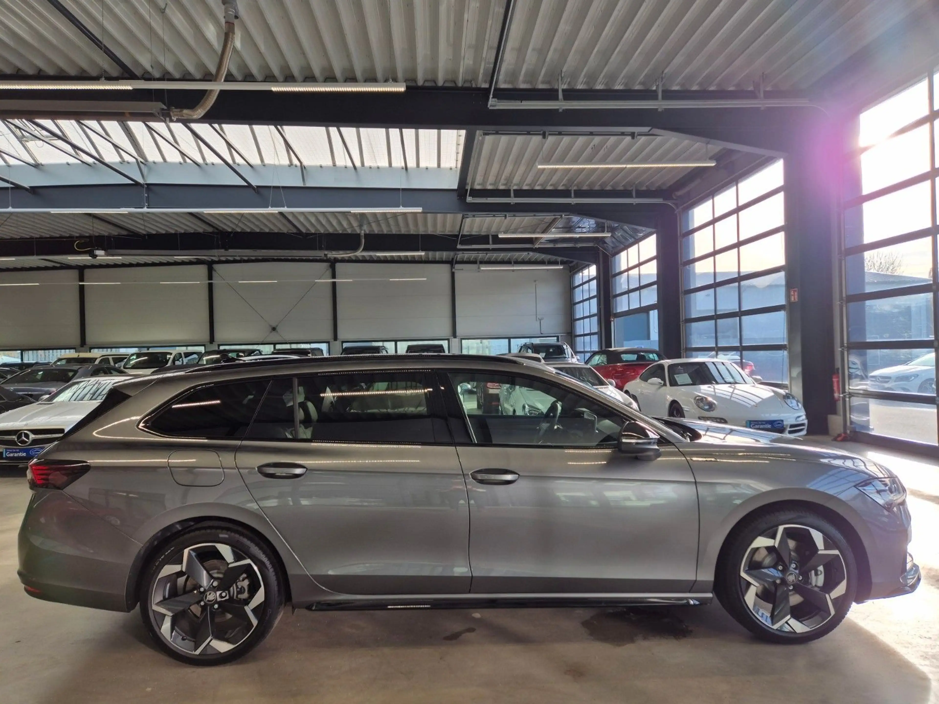 Skoda Superb SUPERB COMBI 2.0 TDI 4x4 SPORTLINE 5J GARANTIE — photo 4