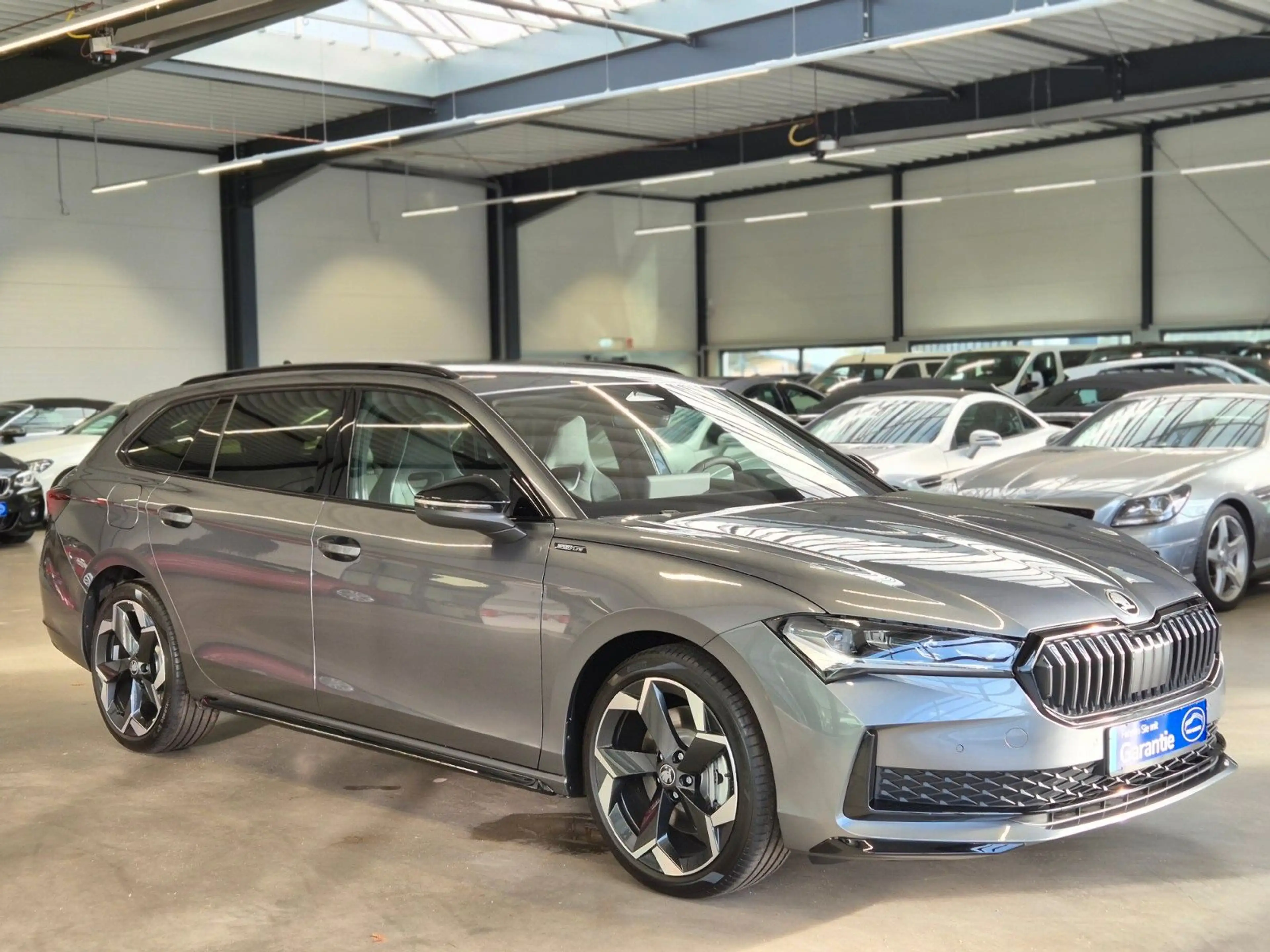 Skoda Superb SUPERB COMBI 2.0 TDI 4x4 SPORTLINE 5J GARANTIE — photo 3
