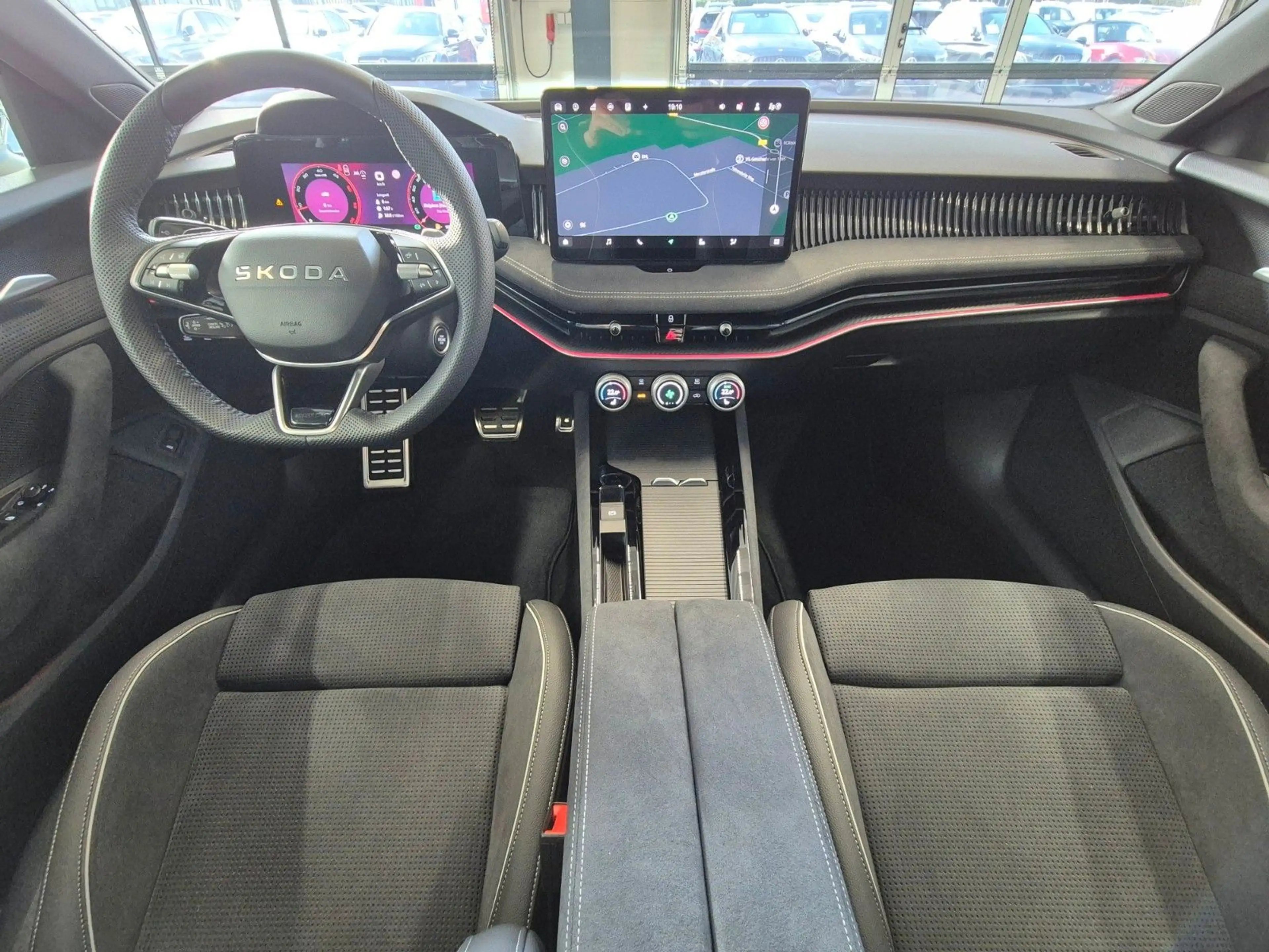 Skoda Superb SUPERB COMBI 2.0 TDI 4x4 SPORTLINE 5J GARANTIE — photo 14