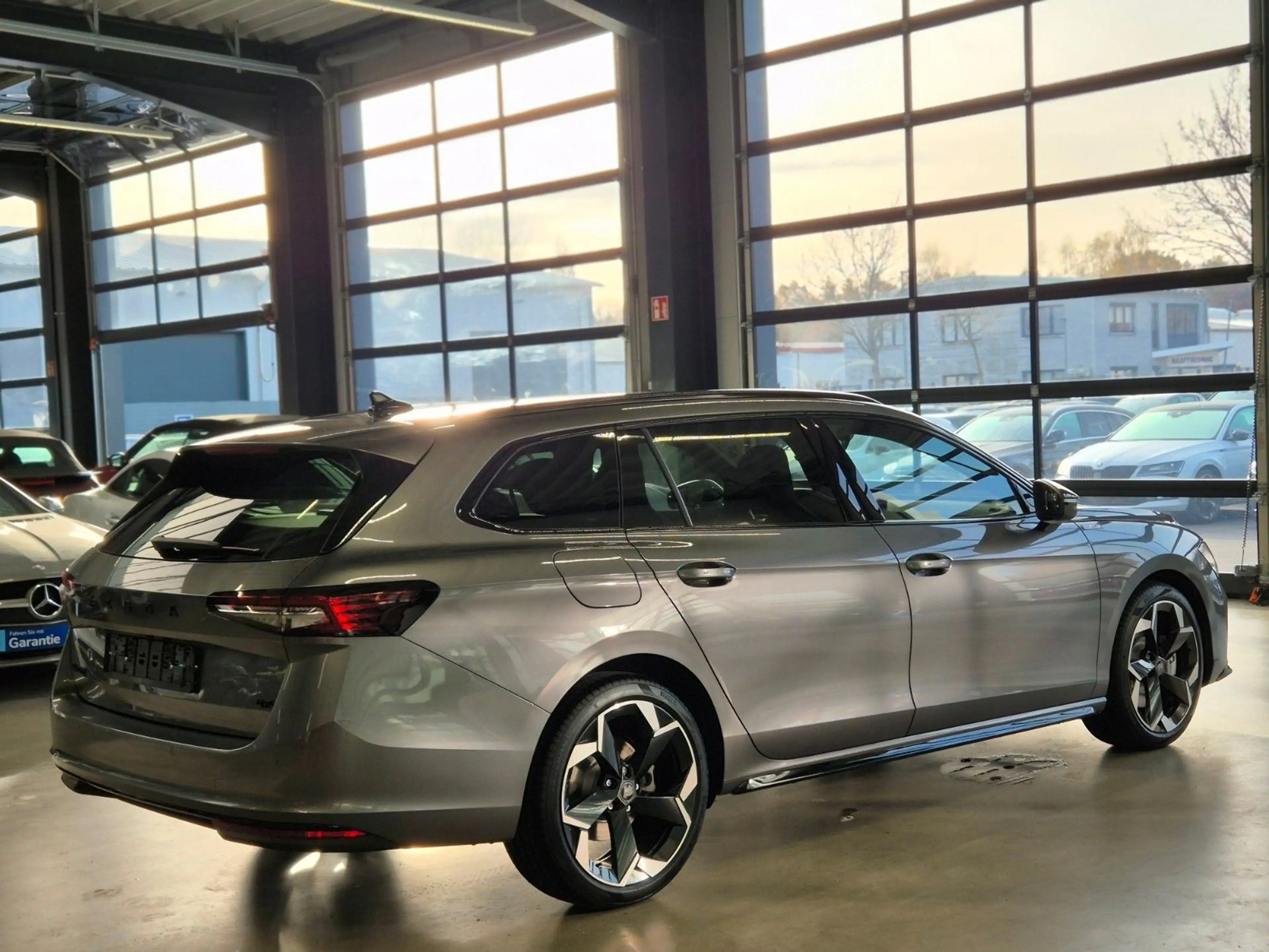 Skoda Superb SUPERB COMBI 2.0 TDI 4x4 SPORTLINE 5J GARANTIE — photo 5