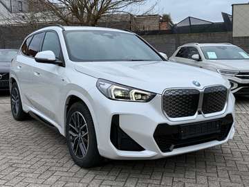 iX1 eDrive20 M Sportpakket "Pano Dak/Head Up"