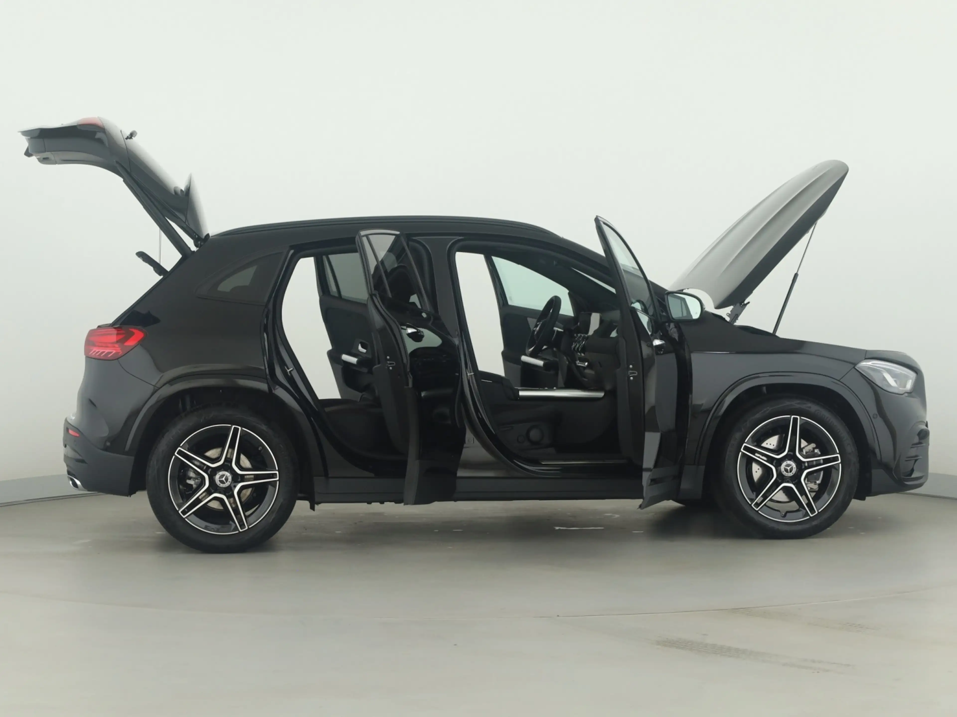 Mercedes-Benz GLA 200 360 ACC AHK AUT DynLicht Fernlichtass. — photo 8