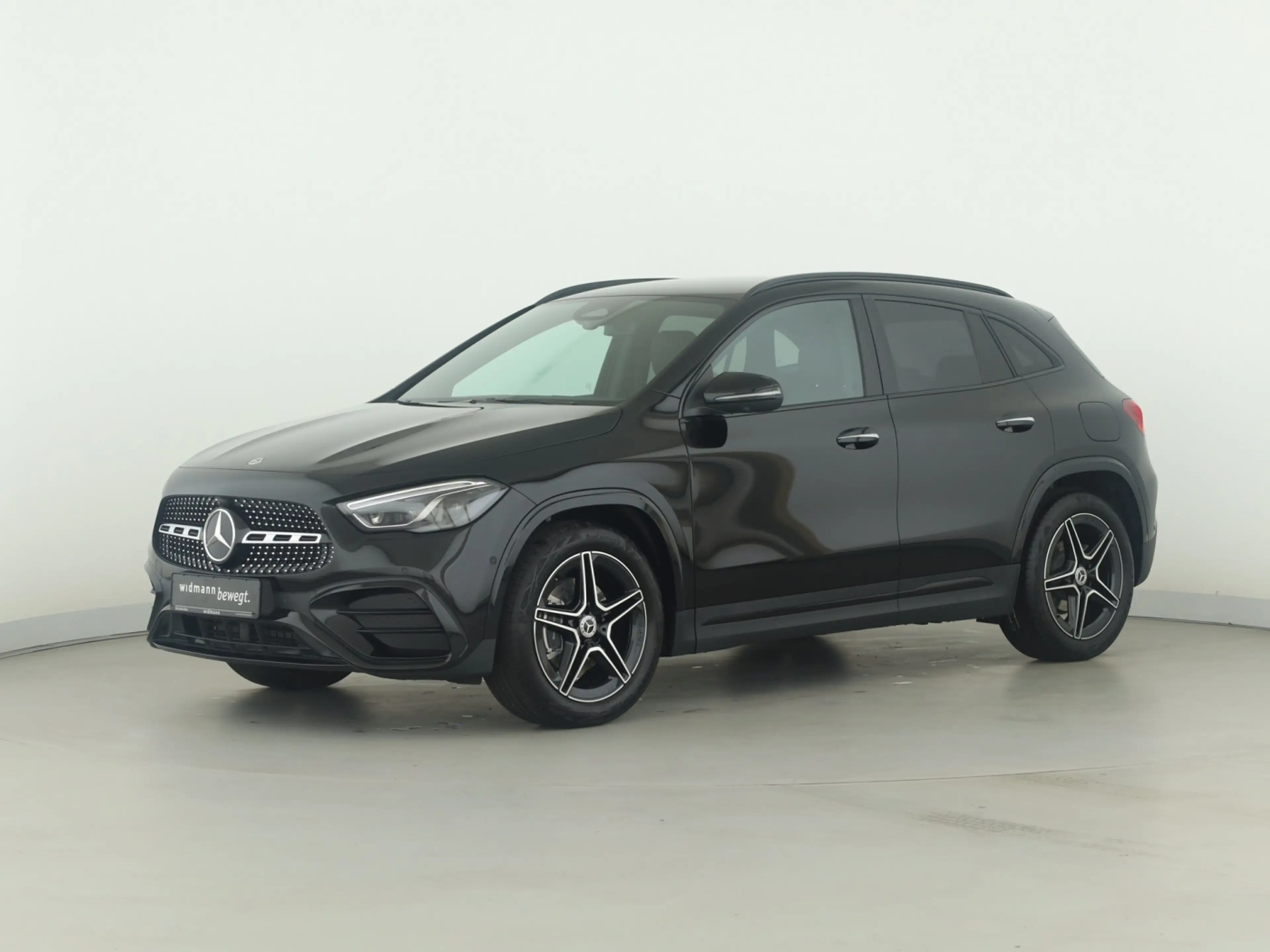 Mercedes-Benz GLA 200 360 ACC AHK AUT DynLicht Fernlichtass. — photo 5